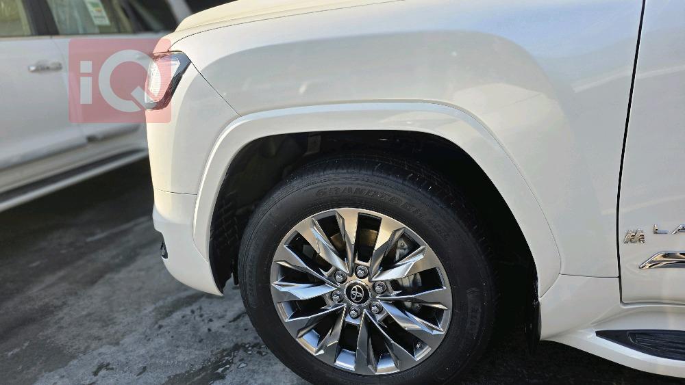 تويوتا لاندكروزر